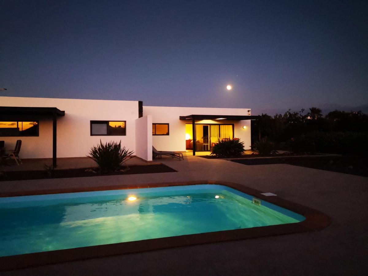 Heated & Shared Pool Villa Matriana 36B, North Shore Villas Ла-Олива Экстерьер фото